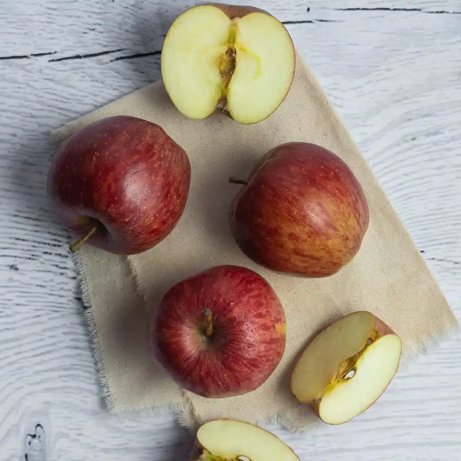 Apple Shimla 4 Pcs thumbnail